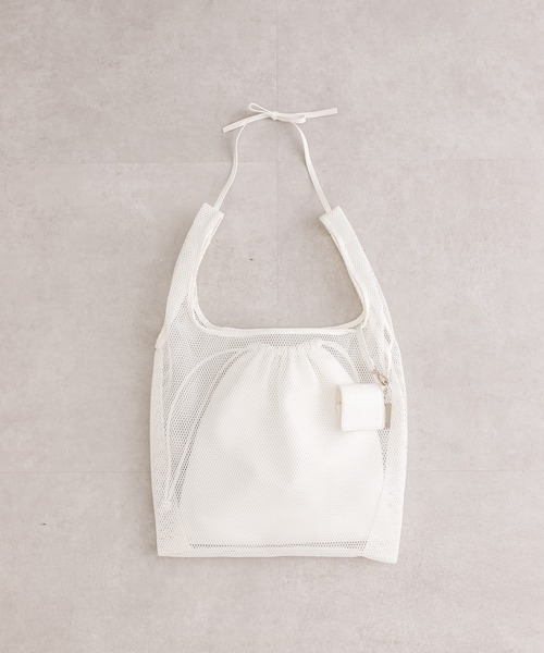 loti（ロティ）の「loti コインケース付きメッシュトート（ショルダーバッグ・レディース・ブラック/オフホワイト・ONE SIZE）」の13枚目の写真