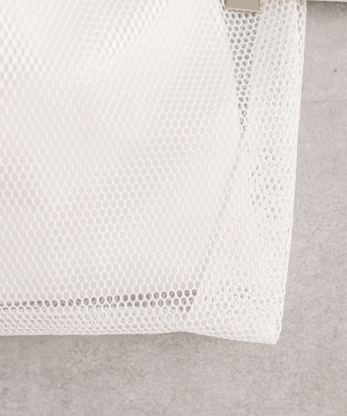 loti（ロティ）の「loti コインケース付きメッシュトート（ショルダーバッグ・レディース・ブラック/オフホワイト・ONE SIZE）」の16枚目の写真