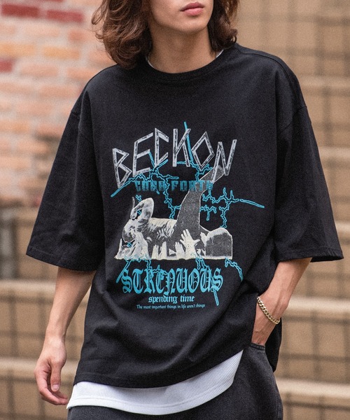 Revo.(レボ)の「ヴィンテージライク レトロプリント オーバーサイズTシャツ/バンドTシャツ(Tシャツ/カットソー・メンズ・グレー系その他4/チャコール/ホワイト系その他3/ブラック系その他2/ブラック系その他4/グレー系その他3/ホワイト/ホワイト系その他/グレー系その他/ホワイト系その他2/ホワイト系その他4/ブラック系その他3/グレー系その他2/ブラック/ブラック系その他・XL/M/S/L)」の7枚目の写真
