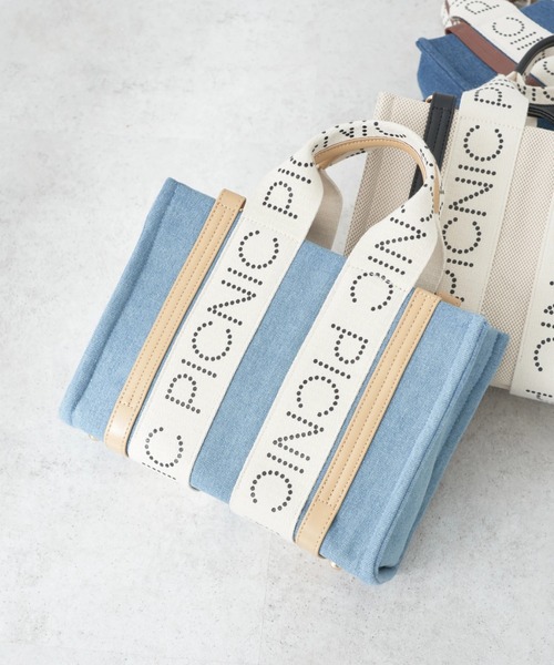 earth music&ecology（アースミュージックアンドエコロジー）の「ロゴテープミニトート（トートバッグ・レディース・ベージュ/ダークブルー/ライトブルー・FREE）」の2枚目の写真