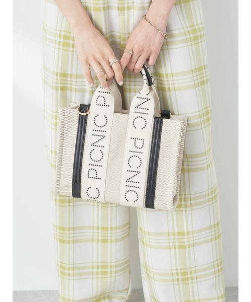 earth music&ecology（アースミュージックアンドエコロジー）の「ロゴテープミニトート（トートバッグ・レディース・ベージュ/ダークブルー/ライトブルー・FREE）」の10枚目の写真