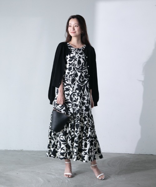 M.deux(エムドゥ)の「〔モノトーンプリントワンピース〕(ワンピース・レディース・ブラック/オフホワイト・MEDIUM)」の4枚目の写真