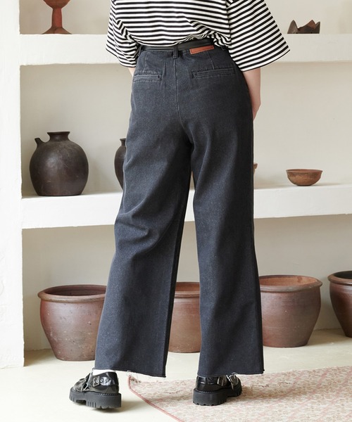 ONCILY(オンシェリー)の「FRINGE STRAIGHT DENIM PANTS / フリンジストレートデニムパンツ(デニムパンツ・メンズ・ライトブルー/ブラック/インディゴブルー・SMALL/MEDIUM/LARGE)」の16枚目の写真