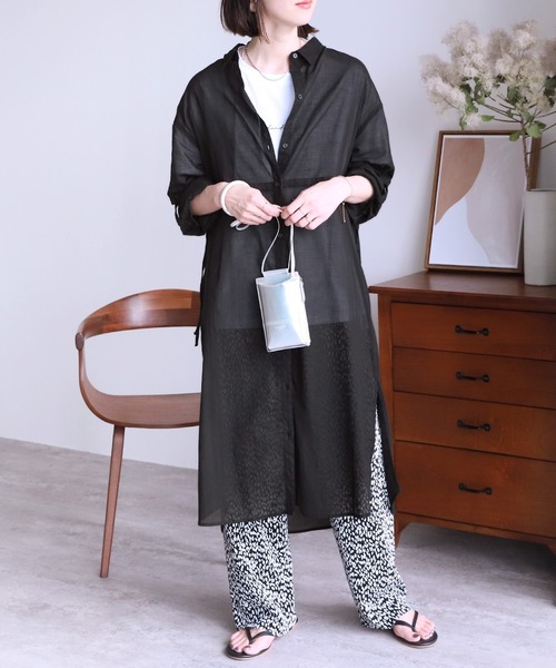 reca（レカ）の「【UVカット】袖ロールアップウエストドロストシアーワンピース（シャツワンピース・レディース・ブラック/オフホワイト/イエロー・FREE）」の8枚目の写真