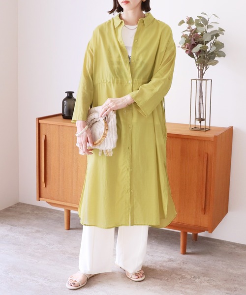 reca（レカ）の「【UVカット】袖ロールアップウエストドロストシアーワンピース（シャツワンピース・レディース・ブラック/オフホワイト/イエロー・FREE）」の19枚目の写真