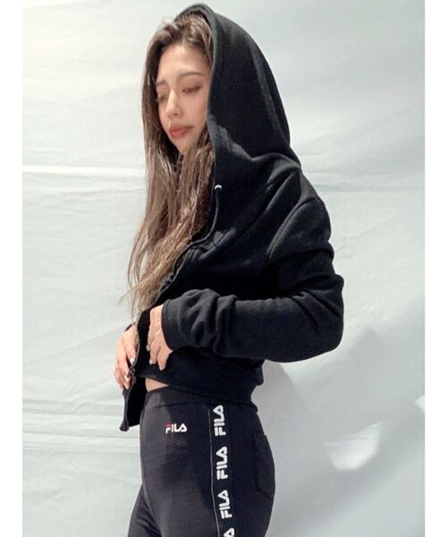 GYDA（ジェイダ）の「BASICショートパーカー（パーカー・レディース・ブラック/グレー/オフホワイト・FREE）」の17枚目の写真