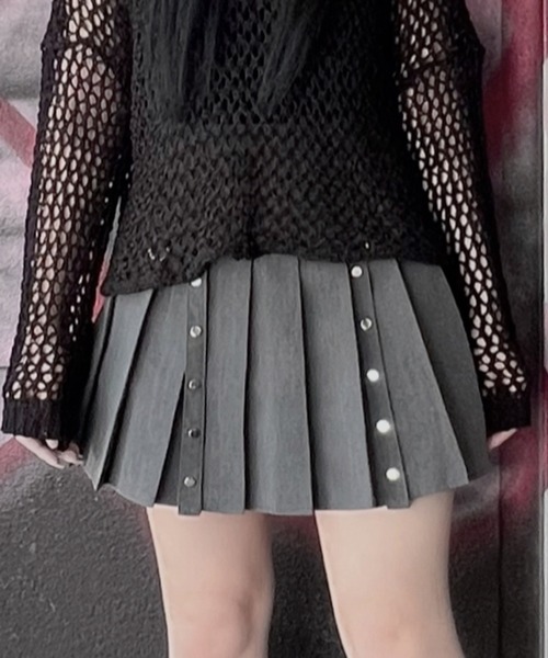 Figments(フィグメンツ)の「デザインプリーツミニスカート(スカート・レディース・ブラック/グレー・SMALL/MEDIUM)」の19枚目の写真