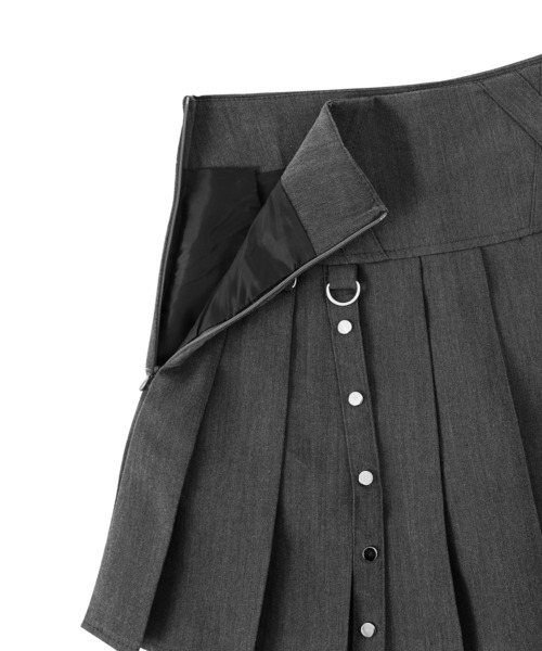 Figments(フィグメンツ)の「デザインプリーツミニスカート(スカート・レディース・ブラック/グレー・SMALL/MEDIUM)」の13枚目の写真
