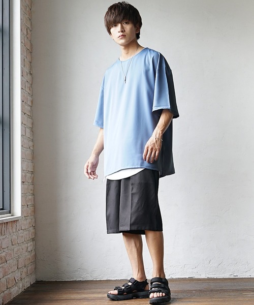 MinoriTY(マイノリティ)の「【MinoriTY】さらさら夏素材とろみシャイニーTシャツ ビッグTシャツ オーバーサイズ ルーズシルエット カットソー メンズ 夏服(Tシャツ/カットソー・メンズ・ブラック/ブルー/カーキ/ピンク/ベージュ・L/M/S)」の16枚目の写真