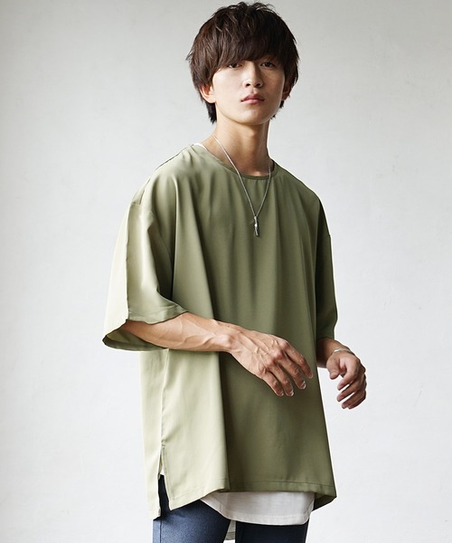 MinoriTY(マイノリティ)の「【MinoriTY】さらさら夏素材とろみシャイニーTシャツ ビッグTシャツ オーバーサイズ ルーズシルエット カットソー メンズ 夏服(Tシャツ/カットソー・メンズ・ブラック/ブルー/カーキ/ピンク/ベージュ・L/M/S)」の11枚目の写真