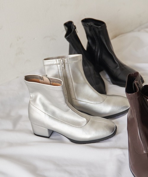 WEGO（ウィゴー）の「WEGO/ショートストレッチブーツ（ブーツ・レディース・ブラウン/ブラック/オフホワイト/シルバー・LARGE/MEDIUM）」の21枚目の写真