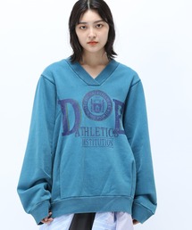 Anui | 【UNISEX】Vネックカレッジロゴスウェット(スウェット)