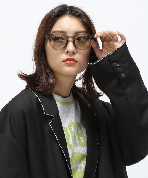 Anui（アニュイ）の「【UNISEX】クリアカラーサングラス（サングラス・レディース・グレー/ブラウン系その他2・FREE）」の2枚目の写真