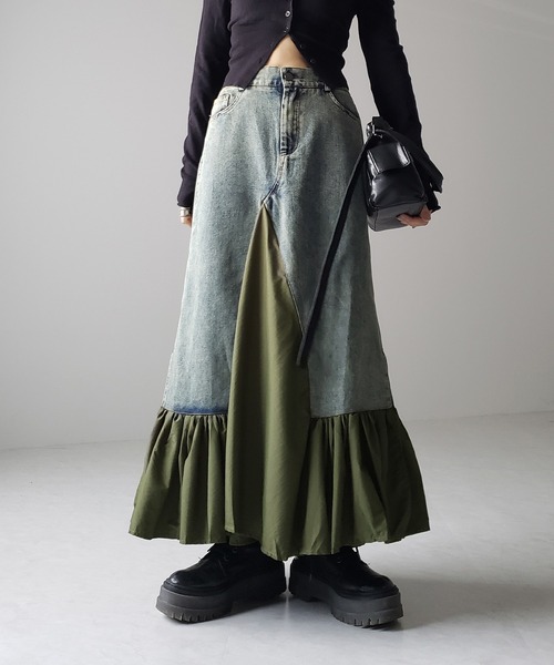 me+em select（ミームセレクト）の「【 ３color 】異素材ドッキングスリットロングデニムスカート（デニムスカート・レディース・ブラック/カーキ/ダークブルー・FREE）」の9枚目の写真