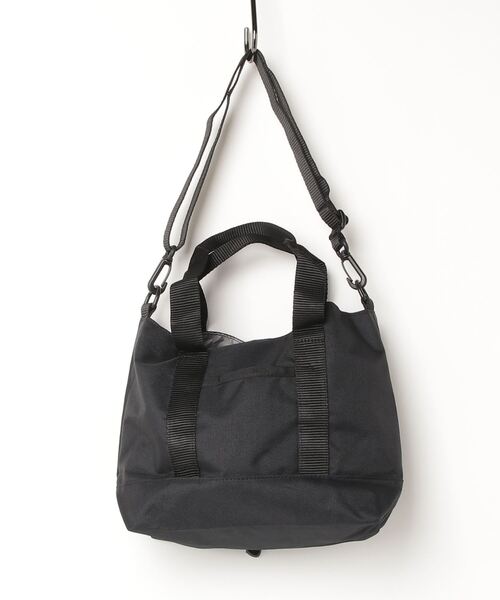 KEEN（キーン）の「HARVEST MATERIAL MARKET TOTE / ハーベスト マテリアル マーケット トート（トートバッグ・メンズ・ブラック・OS）」の2枚目の写真