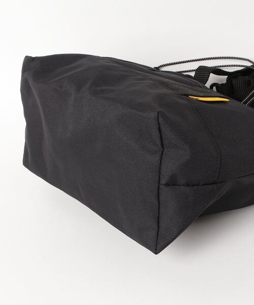 KEEN（キーン）の「HARVEST MATERIAL MARKET TOTE / ハーベスト マテリアル マーケット トート（トートバッグ・メンズ・ブラック・OS）」の3枚目の写真