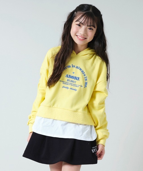 by LOVEiT(バイラビット)の「袖ドロストレイヤード風プルオーバー(パーカー・キッズ・ラベンダー/ネイビー/イエロー・120cm/130cm/140cm/150cm/160cm)」の5枚目の写真