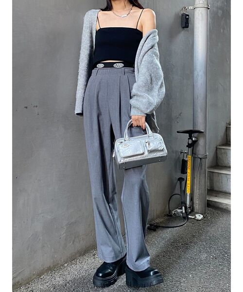 EMODA（エモダ）の「【WEB限定】カラーシャギーパフカーディガン（カーディガン/ボレロ・レディース・グレー/ブラック/ブラウン/ブルー/ピンク・FREE）」の18枚目の写真