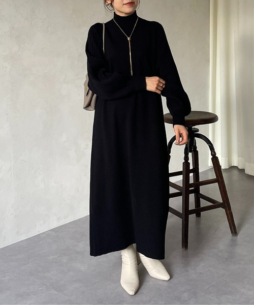Thevon（ゼボン）の「袖リブハイネックニットワンピース（ワンピース  