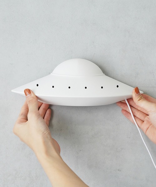 BIRTHDAY BAR（バースデイバー）の「【LUCKYTOWN】UFO Wall Light（照明・レディース・ブラック/ホワイト・フリー）」の6枚目の写真