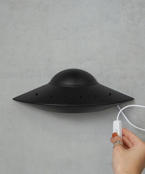 BIRTHDAY BAR（バースデイバー）の「【LUCKYTOWN】UFO Wall Light（照明・レディース・ブラック/ホワイト・フリー）」の10枚目の写真
