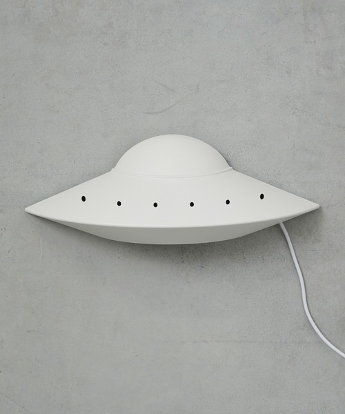 BIRTHDAY BAR（バースデイバー）の「【LUCKYTOWN】UFO Wall Light（照明・レディース・ブラック/ホワイト・フリー）」の7枚目の写真