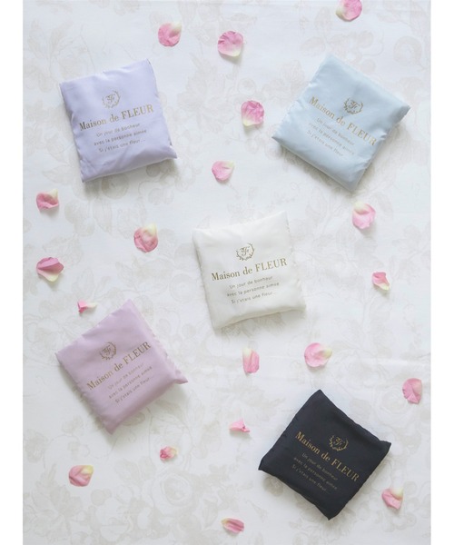 Maison de FLEUR（メゾンドフルール）の「ブランドロゴエコバッグ（エコバッグ/サブバッグ・レディース・ブラック/ミント/アイボリー/ブルー系その他7/ピンク系その他3・FREE）」の6枚目の写真