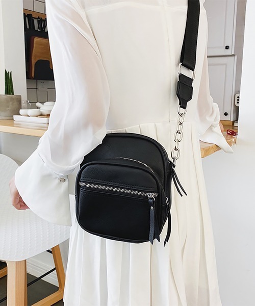 Miniministore(ミニミニストア)の「ショルダーバッグ レディース ミニバッグ(ショルダーバッグ・レディース・ホワイト/ブラック・フリー)」の3枚目の写真