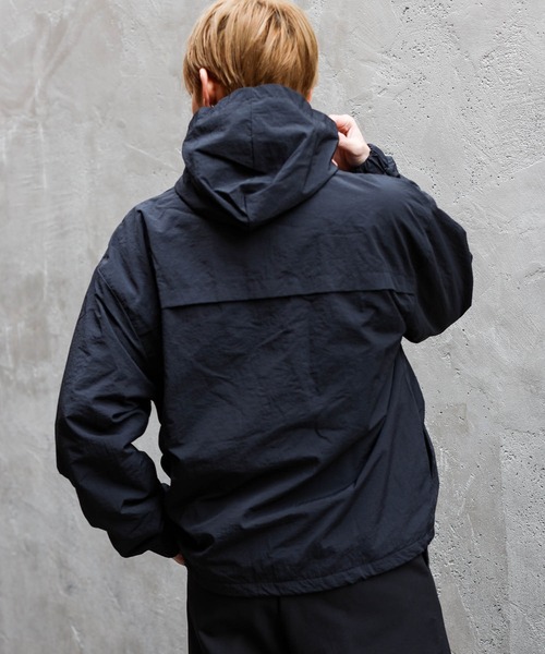 SPINNS(スピンズ)の「【ユニセックスで着用可能】ナイロンマウンテン フーディブルゾン セットアップ対応(ナイロンジャケット・メンズ・ブルー/カーキ/ブラック/グレー・ONESIZE)」の17枚目の写真