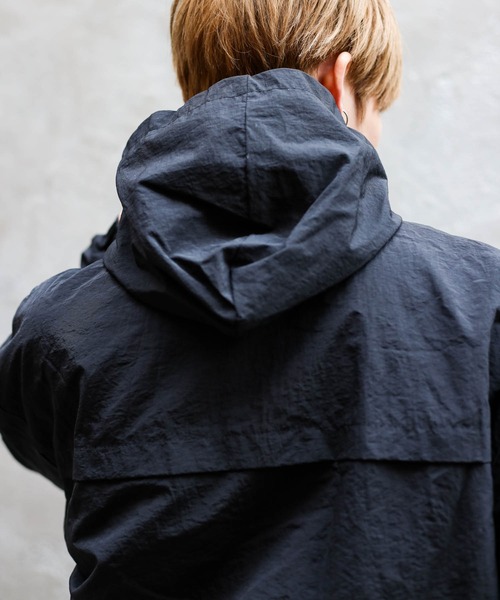 SPINNS(スピンズ)の「【ユニセックスで着用可能】ナイロンマウンテン フーディブルゾン セットアップ対応(ナイロンジャケット・メンズ・ブルー/カーキ/ブラック/グレー・ONESIZE)」の15枚目の写真