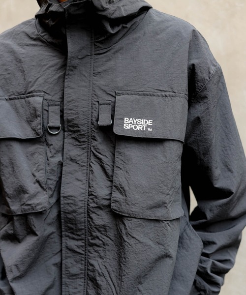 SPINNS(スピンズ)の「【ユニセックスで着用可能】ナイロンマウンテン フーディブルゾン セットアップ対応(ナイロンジャケット・メンズ・ブルー/カーキ/ブラック/グレー・ONESIZE)」の14枚目の写真