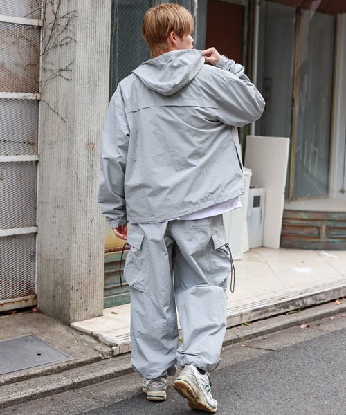 SPINNS(スピンズ)の「【ユニセックスで着用可能】ナイロンマウンテン フーディブルゾン セットアップ対応(ナイロンジャケット・メンズ・ブルー/カーキ/ブラック/グレー・ONESIZE)」の7枚目の写真