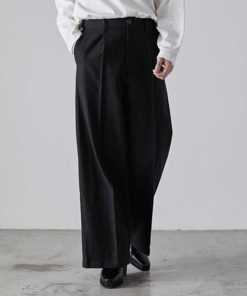 【ALAIA】ウールギャバジン製 ラウンドパンツ ALAÏA ウールギャバジン製 ラウンドパンツ | パンツ | アライア JP