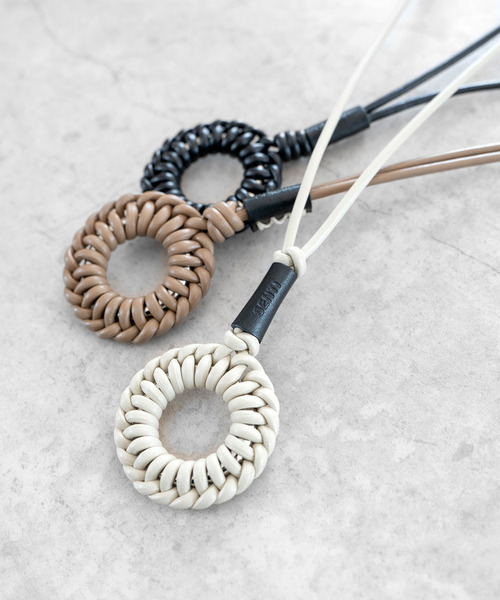 Senti（センティ）の「SENTI センティ / LEATHER BRAID CIRCLE NECKLACE レザーブレイドサークルネックレス / 2024（ネックレス・メンズ・キャメル/ブラック/アイボリー・FREE）」の15枚目の写真
