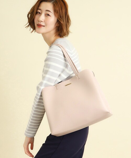 grove(グローブ)の「◆【人間工学/A4/お仕事】あおりプレートA4トート(トートバッグ・レディース・ブラック/ライトグレー/ピンク・00)」の6枚目の写真