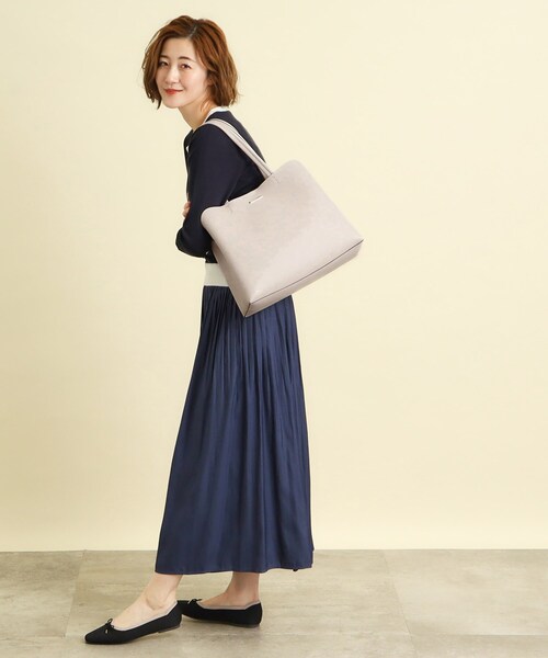 grove(グローブ)の「◆【人間工学/A4/お仕事】あおりプレートA4トート(トートバッグ・レディース・ブラック/ライトグレー/ピンク・00)」の9枚目の写真