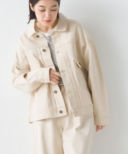 OMNES（オムネス）の「ユニセックスビッグシルエット デニムジャケット（デニムジャケット・レディース・ブルー系その他/ホワイト系その他/ワンウォッシュ・XX-LARGE/X-LARGE/LARGE/MEDIUM）」の4枚目の写真