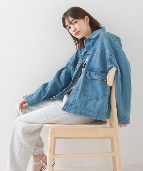 OMNES（オムネス）の「ユニセックスビッグシルエット デニムジャケット（デニムジャケット・レディース・ブルー系その他/ホワイト系その他/ワンウォッシュ・XX-LARGE/X-LARGE/LARGE/MEDIUM）」の9枚目の写真