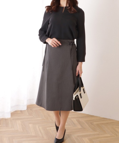 Lace Ladies（レースレディース）の「フロントホック付き キーネック センター ライン ブラウス（シャツ/ブラウス・レディース・グレー/ブラック/アイボリー/ネイビー・FREE/S）」の20枚目の写真