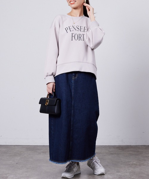 Chez toi(シェトワ)の「軽量ボンディンググリッターロゴプルオーバー(スウェット・レディース・アイボリー/ブラック/カーキ・FREE)」の12枚目の写真