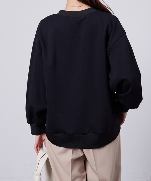 Chez toi(シェトワ)の「軽量ボンディンググリッターロゴプルオーバー(スウェット・レディース・アイボリー/ブラック/カーキ・FREE)」の17枚目の写真