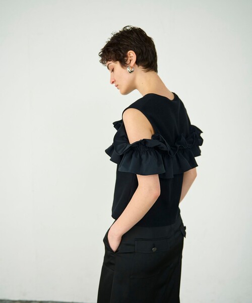 GRACE CONTINENTAL(グレースコンチネンタル)の「フリルリブカットトップ(Tシャツ/カットソー・レディース・ブラック/レッド/ホワイト・36)」の19枚目の写真