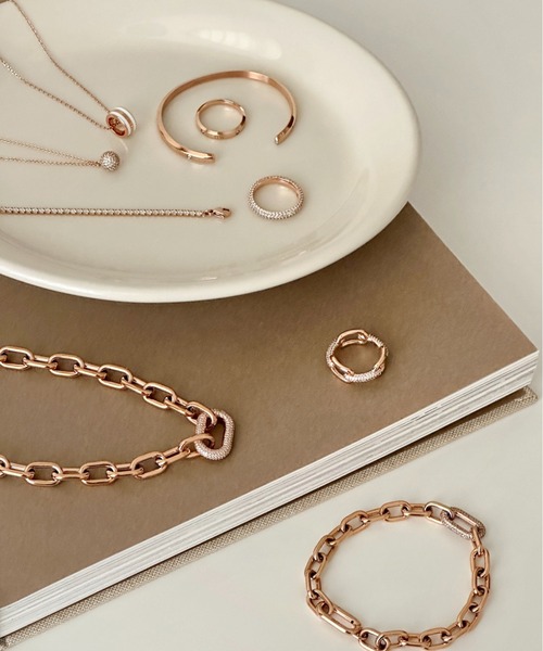 Daniel Wellington(ダニエルウェリントン)の「CRYSTAL LINK BRACELET レディースブレスレット ゴールド/ローズゴールド/シルバー(ブレスレット・レディース・シルバー/ピンクゴールド/イエローゴールド・15.5cm/16.5cm/17.5cm/18.5cm)」の16枚目の写真