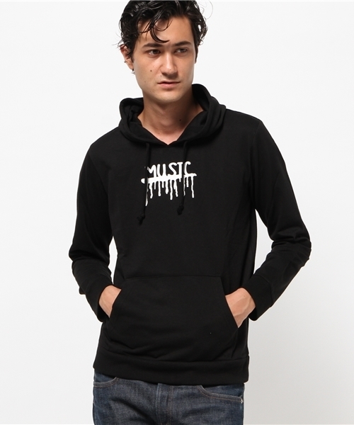 VENCEEXCHANGE（ヴァンスエクスチェンジ）の「ミニ裏毛MUSICパーカープルオーバー（パーカー・メンズ・ブラック/グレー・SMALL/LARGE/MEDIUM）」の2枚目の写真
