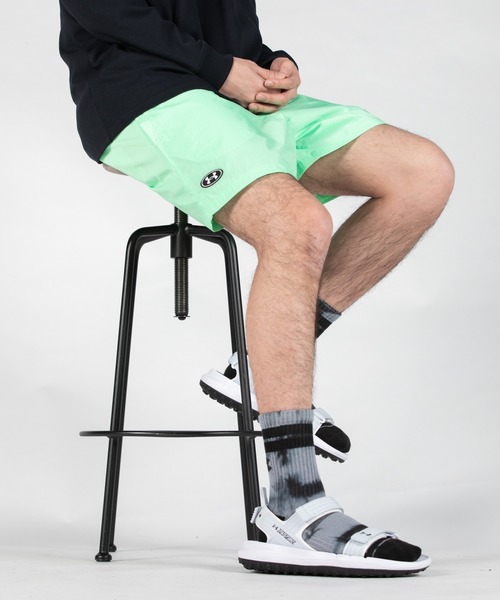 UNDER ARMOUR（アンダーアーマー）の「UAアイコン クリンクル ウーブン ボレーショーツ（トレーニング/メンズ）（その他パンツ・メンズ・カーキ系・2XL/S/M/L/XL）」の7枚目の写真