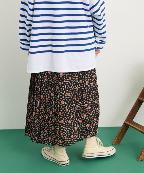 Dot&Stripes CHILD WOMAN(ドットアンドストライプス チャイルドウーマン)の「rosaプリント プリーツスカート(スカート・レディース・ブラック・FREE)」の19枚目の写真