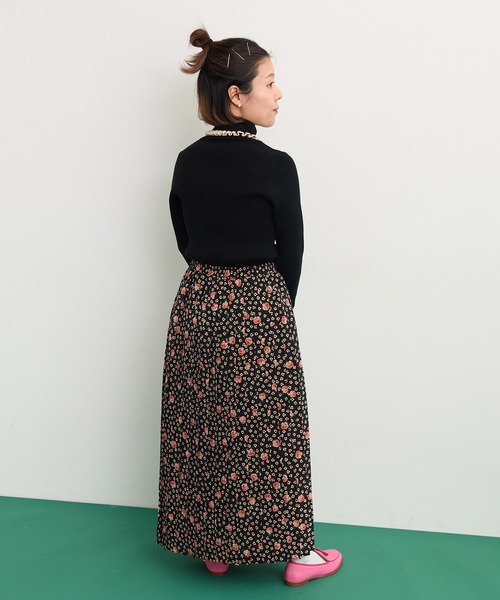 Dot&Stripes CHILD WOMAN(ドットアンドストライプス チャイルドウーマン)の「rosaプリント プリーツスカート(スカート・レディース・ブラック・FREE)」の7枚目の写真