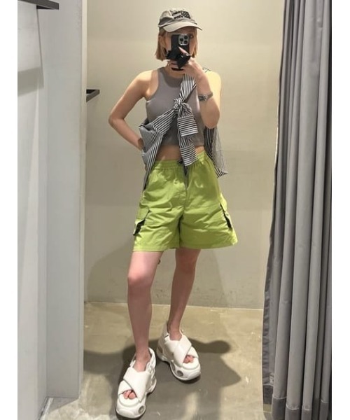 THROW by SLY(スローバイスライ)の「THROW 16 x THROW NYLON SHORTS シックスティーン スロー ナイロン ショーツ 春服 夏服 ショートパンツ(スラックス・レディース・グレー/ライトグリーン・FREE)」の9枚目の写真