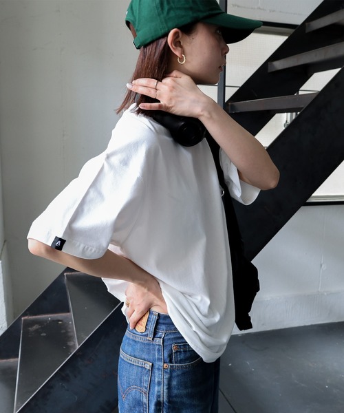 ANME(アンメ)の「ワンポイントロゴ刺繍Tシャツ(Tシャツ/カットソー・レディース・ブラック/オートミール/オフホワイト・M/L/XL/XXL)」の15枚目の写真