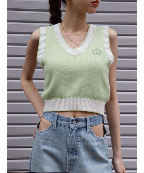 EVRIS（エヴリス）の「エンブレムクロップドニットベスト（ベスト・レディース・ブラック/グリーン・FREE）」の14枚目の写真